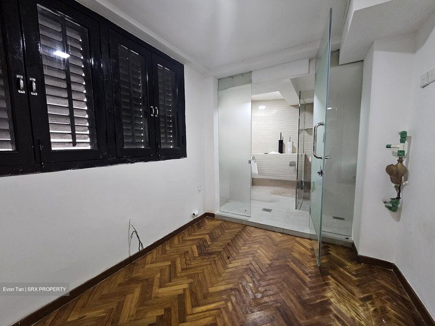 Telok Ayer Conservation Area (D1), Shop House #577047181